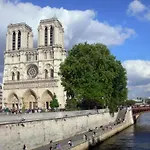 Imhost 8 - Lovely Studio At St Michel-Notre Dame