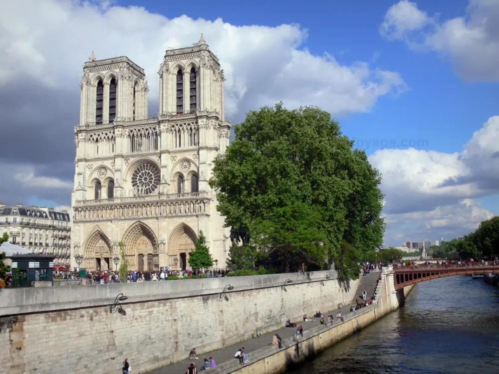 Appartement Imhost 8 - Lovely At St Michel-notre Dame Parijs
